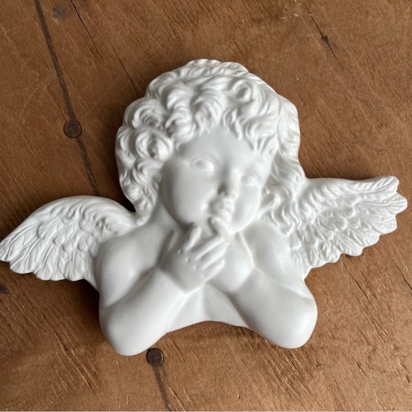 Vintage Ceramic Cherub Baby Angel Magnets set of 2 - Picture 2 of 4